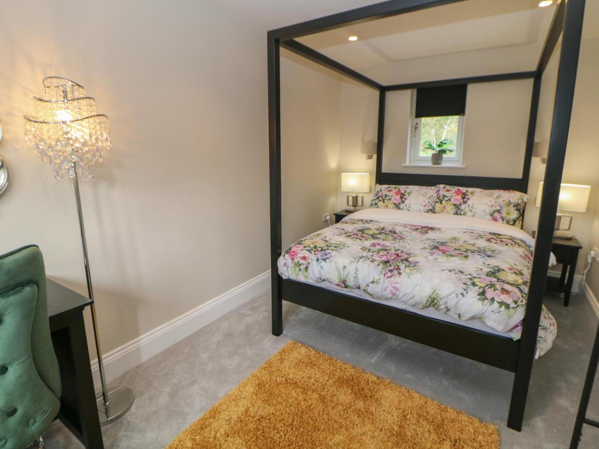 Netherdale House Buxton  Zewnętrze zdjęcie